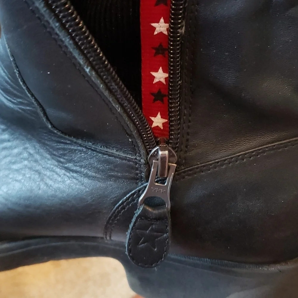 Tommy hilfiger black boots stars